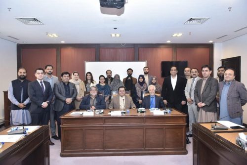 Policy Roundtable on Air Quality Regulation 4 Researchers Dec2025 03 (1)