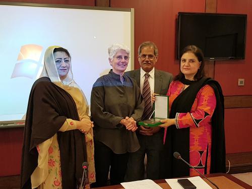 Ronnd Pak Const Huma Rig MPs PArli Res Dec 2016 (1)