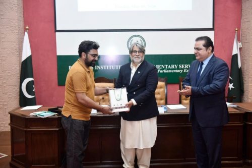 Seminar n ParliamentaryProcesses Scrutiny for -BalochistanYouth Delegation 09