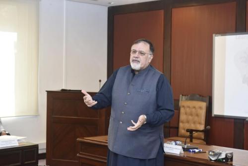 ca865ab8-2cb4-4b67-ba1f-21c2a315e25e